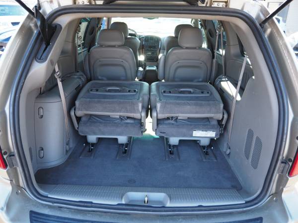 2003 Chrysler Town & Country Limited - - by dealer for sale in Inver Grove Heights, MN – photo 23
