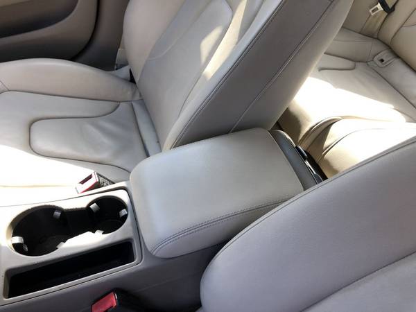 ALL WHEEL DRIVE premium plus quattro Audi A4 clean carfax for sale in Hendersonville, NC – photo 14