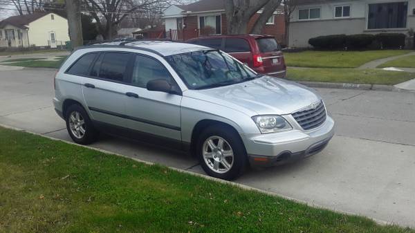 2007 Chrysler Pacifica - cars & trucks - by owner - vehicle... for sale in Westland, MI – photo 3