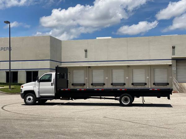 2005 GMC C5500 24 Foot Flatbed 8 1L Gas - - by for sale in West Palm Beach, FL – photo 5