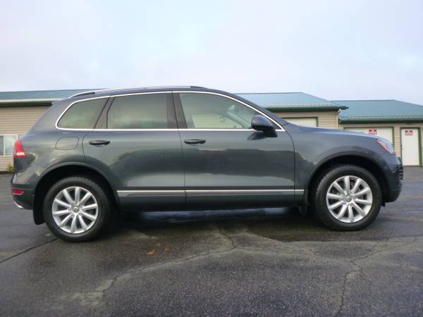 2012 Volkswagen Touareg TDI Sport w/Navigation for sale in Duluth, MN – photo 7