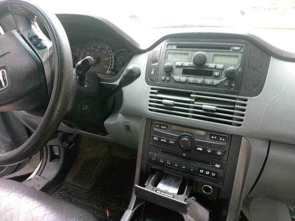 2003 awd Honda pilot, 237000 mile, needs transmission FIRM PRICE for sale in CORTLANDT MANOR, NY – photo 12