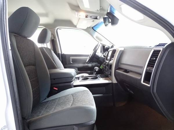 2013 Ram 1500 SLT !!Bad Credit, No Credit? NO PROBLEM!! - cars &... for sale in WAUKEGAN, WI – photo 16