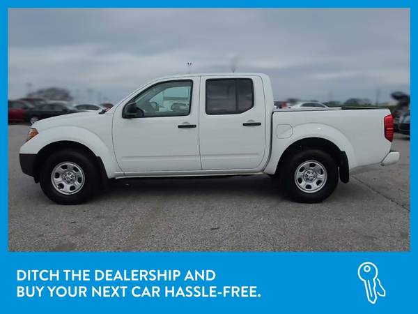 2017 Nissan Frontier Crew Cab S Pickup 4D 5 ft pickup White for sale in Spring Hill, FL – photo 4