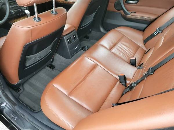 2007 BMW 3 Series 328xi Sedan (MANUAL transmission) for sale in Middle Village, NY – photo 9