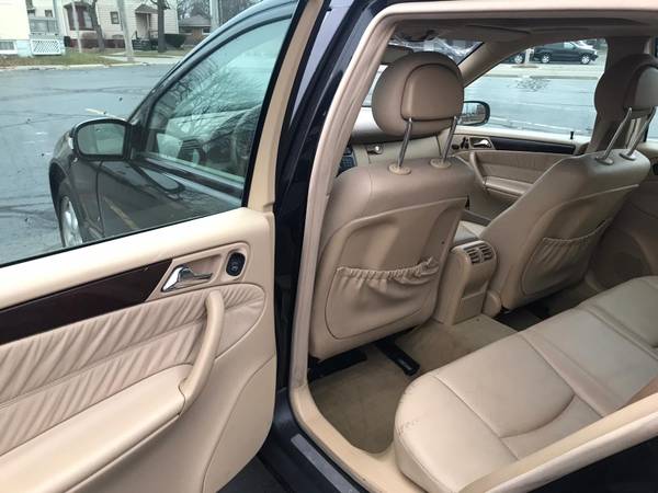 2004 MERCEDES-BENZ C-CLASS - cars & trucks - by dealer - vehicle... for sale in Kenosha, WI – photo 17