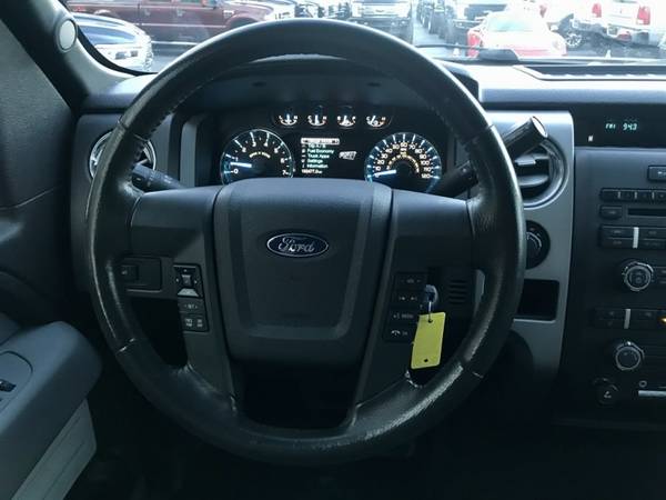 2012 Ford F150 4x4 V8 CLEAN CARFAX GOOD TIRES WELL MAINTAINED for sale in TAMPA, FL – photo 17