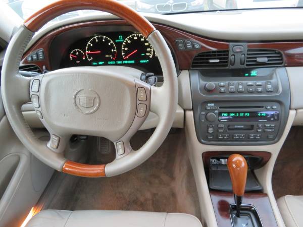 2004 CADILLAC DEVILLE DTS, Very clean, come test drive 1500 Down for sale in El Paso, TX – photo 8