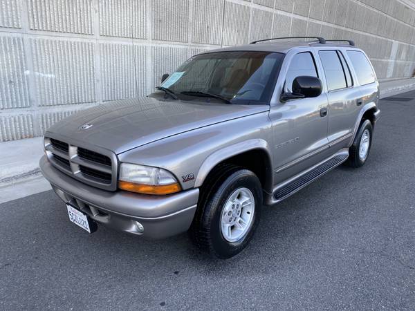 2000 Dodge Durango SLT. 3RD ROAD SITTER! FINANCING AVAILABLE - cars... for sale in Arleta, CA