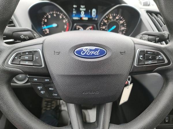 2018 Ford Escape SE AWD 4dr SUV - - by dealer for sale in Faribault, IA – photo 18