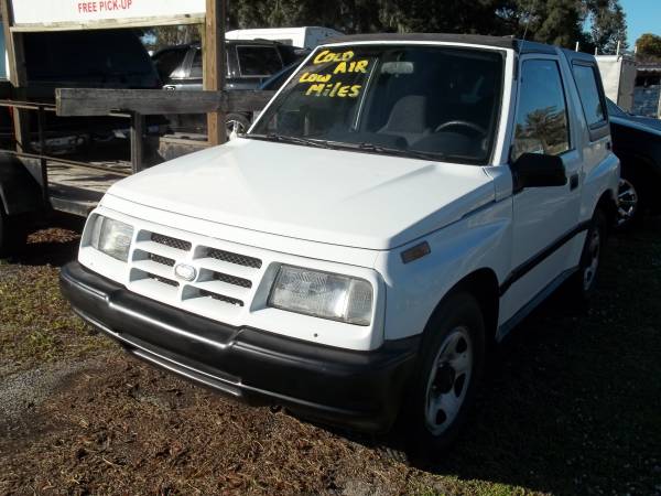 1998 Geo Tracker - cars & trucks - by dealer - vehicle automotive sale for sale in Port Orange, FL – photo 2
