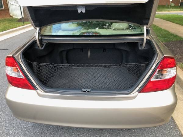 2004 Toyota Camry, No Accident, Leather Seat, Very Beautiful Camry for sale in Germantown, District Of Columbia – photo 10