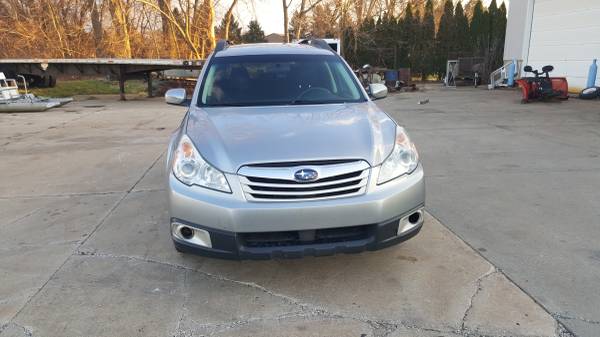 2010 subaru outback 2.5 wagon - cars & trucks - by owner - vehicle... for sale in Hudsonville, MI – photo 5