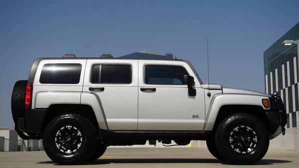 2008 HUMMER H3 *(( LIFTED CUSTOM SUV ))* LOW MILES !! - cars &... for sale in Austin, TX – photo 9