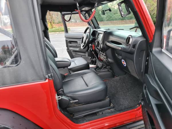 2011 JEEP WRANGLER SPORT 4x4 - cars & trucks - by dealer - vehicle... for sale in Port Monmouth, NJ – photo 10