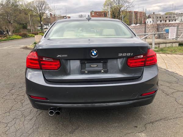 2015 BMW 3 Series 328i xDrive - - by dealer - vehicle for sale in Larchmont, NY – photo 5
