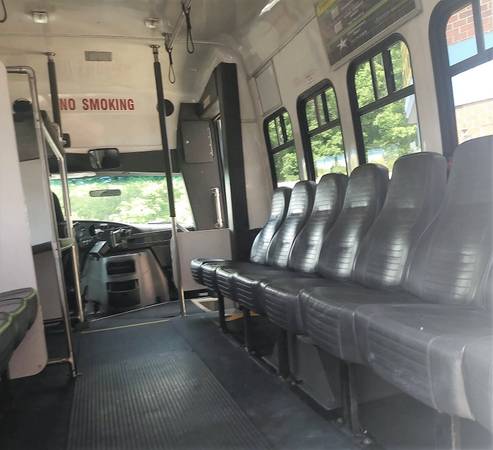 2003 FORD E-450 SHARTRANS SHUTTLE BUS - HALLOWEEN SPECIAL for sale in Richmond, District Of Columbia – photo 19