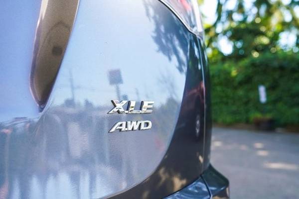 2017 Toyota RAV4 AWD All Wheel Drive Certified RAV 4 XLE SUV - cars for sale in Lynnwood, WA – photo 13