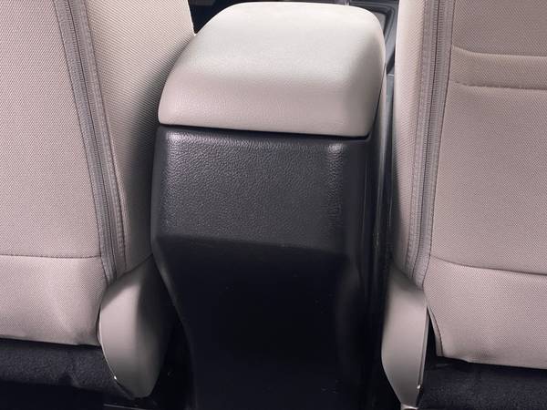 2015 Subaru Forester 2.5i Premium Sport Utility 4D hatchback White -... for sale in Austin, TX – photo 19