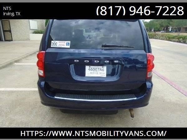 12 DODGE GRAND CARAVAN POWER RAMP MOBILITY HANDICAPPED WHEELCHAIR VAN for sale in Irving, MO – photo 9