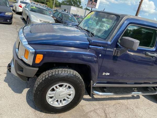 2008 HUMMER H3 Base 4x4 - cars & trucks - by dealer - vehicle... for sale in Lexington, KY – photo 4