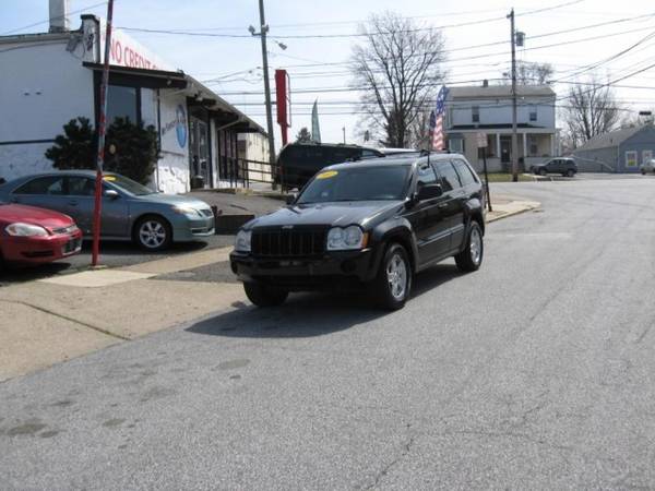 2007 Jeep Grand Cherokee Laredo 4WD - Super Low Payment! - cars & for sale in Prospect Park, DE – photo 2