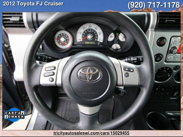 2012 TOYOTA FJ CRUISER BASE 4X4 4DR SUV 5A Family owned since 1971 for sale in MENASHA, WI – photo 14