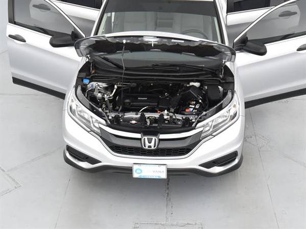 2016 Honda CRV LX Sport Utility 4D suv Silver - FINANCE ONLINE for sale in Atlanta, WI – photo 4