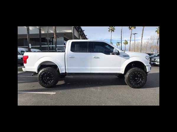2018 Ford F-150 Lariat 4x4 With ONLY 8K Miles Like New - cars & for sale in Fresno, SD – photo 3