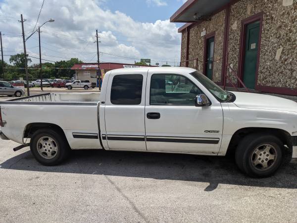 2000 Chevy Silverado 5 3 l extended cab for sale in Austin, TX – photo 5