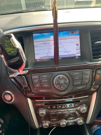 2014 Nissan Pathfinder 40 sport utility platinum for sale in Chicago, IL – photo 8