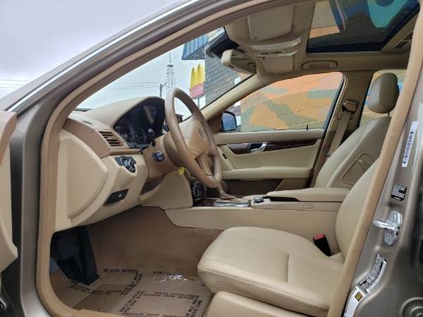 2008 Mercedes Benz C300 Lux Edition Low Miles HAILS FROM TEXAS for sale in Saint Joseph, MO – photo 9