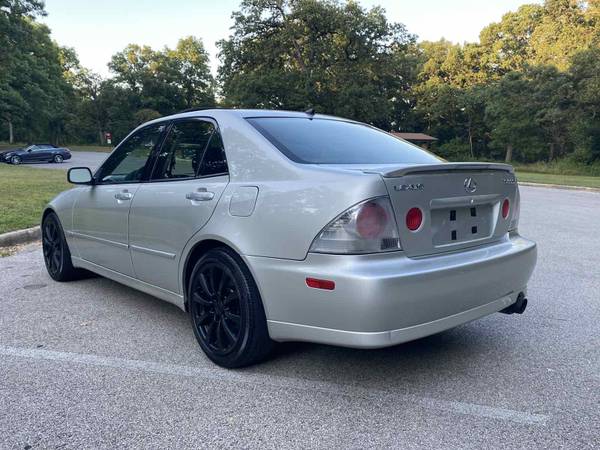 2003 LEXUS IS 300 RWD Automatic - cars & trucks - by owner - vehicle... for sale in Crystal Lake, IL – photo 5