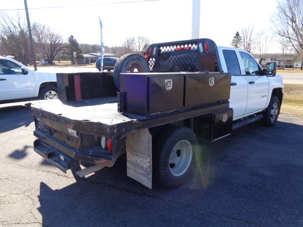 2015 Chevrolet Silverado 3500HD 4X4 DUALLY FLATBED RUST FREE for sale in Loyal, MN – photo 15