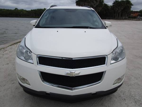 2011 CHEVROLET TRAVERSE LT ONE FL OWNED 7 PASS EXTRA NICE! - cars & for sale in Sarasota, FL – photo 3