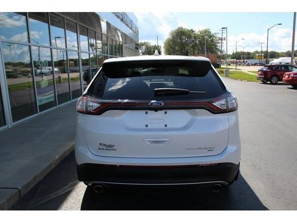 2017 Ford Edge SUV Titanium Green Bay for sale in Green Bay, WI – photo 5