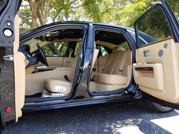 2011 Rolls-Royce Ghost BLACK/TAN! CLEAN CARFAX! MINT CONDTION!... for sale in Sarasota, FL – photo 22