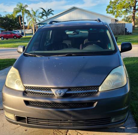 Toyota Sienna - cars & trucks - by owner - vehicle automotive sale for sale in Bradenton, FL – photo 10