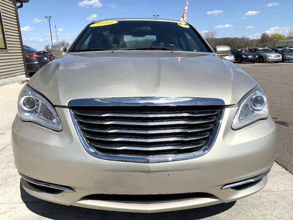 2013 Chrysler 200 4dr Sdn Touring - - by dealer for sale in Chesaning, MI – photo 2