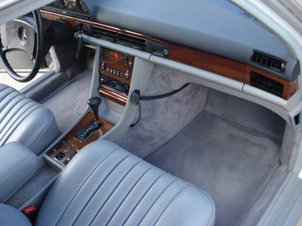 1985 Mercedes Benz 300SD - cars & trucks - by owner - vehicle... for sale in Newbury Park, CA – photo 11