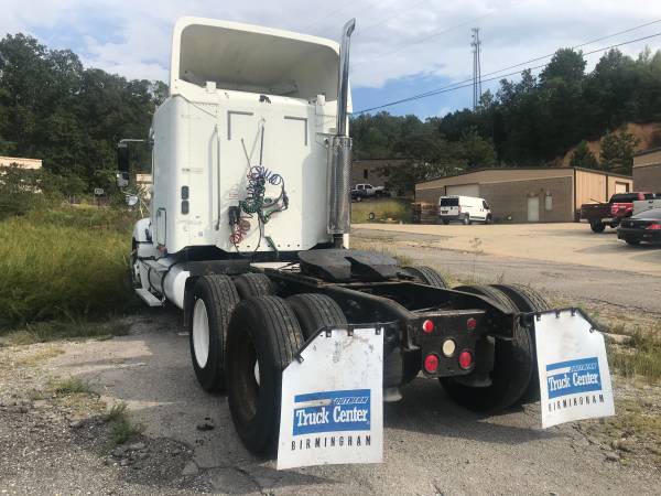 2007 Freightliner Columbia - cars & trucks - by owner - vehicle... for sale in Trussville, AL – photo 3