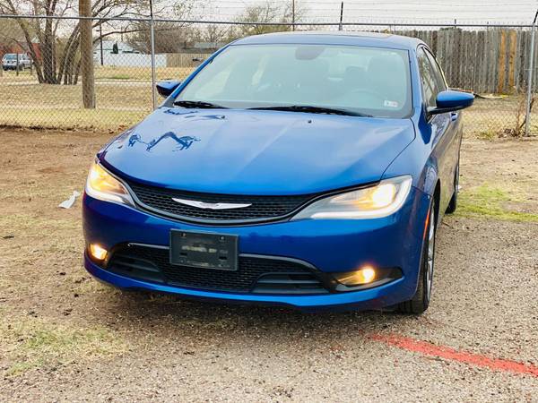 2015 CHRYSLER 200 S fully loaded equipped with 75000 - cars & trucks... for sale in Lubbock, TX – photo 3