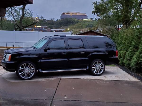 2003 Cadillac Escalade ESV for sale in Pittsburgh, PA – photo 2