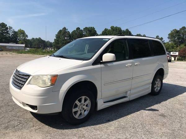2010 Chrysler Town and Country Handicap Accessible Wheelchair Van for sale in Dallas, OH – photo 2