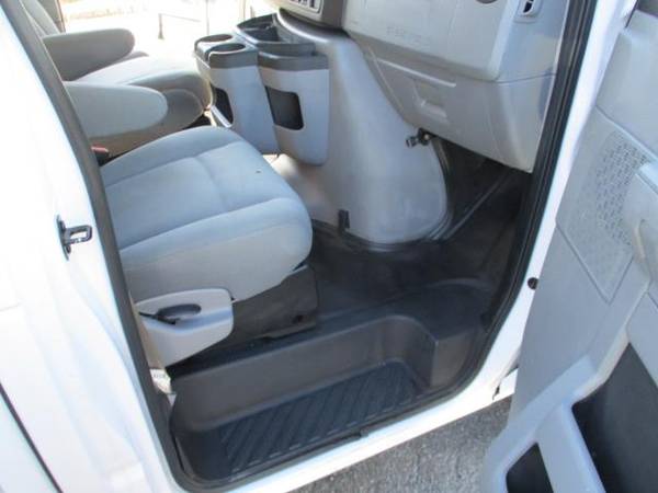 2015 Ford Econoline E-350 ENCLOSED UTILITY BODY for sale in south amboy, NJ – photo 13