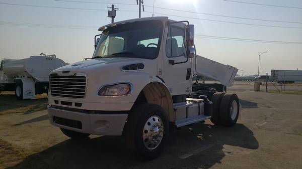 2012 FREIGHTLINER M2 - cars & trucks - by dealer - vehicle... for sale in Bakersfield, CA – photo 3