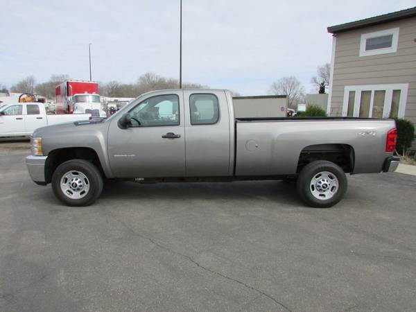 2013 Chevrolet Silverado 2500HD 4x4 Ext-Cab Long Box for sale in St. Cloud, ND – photo 2