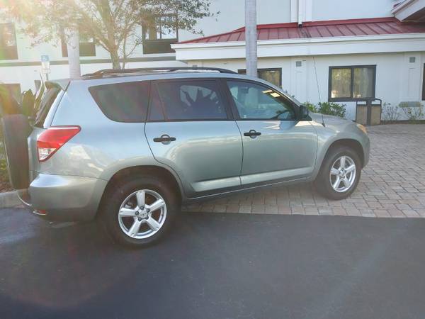 2006 TOYOTA RAV4 2.4L 3ROW - cars & trucks - by owner - vehicle... for sale in Naples, FL – photo 3