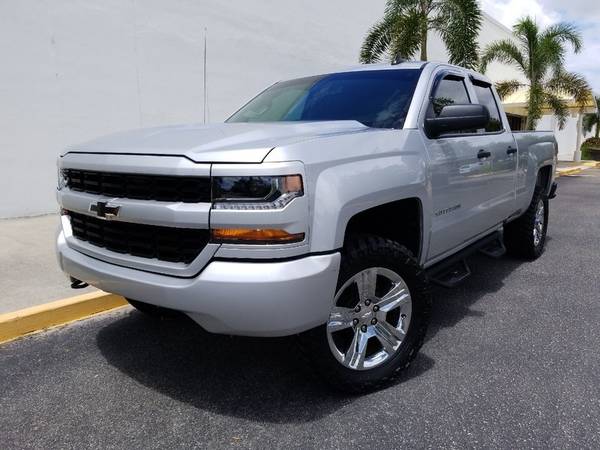2017 Chevrolet Silverado 1500~ LIFTED~ 1-OWNER~ CLEAN CARFAX~ ONLY... for sale in Sarasota, FL – photo 4