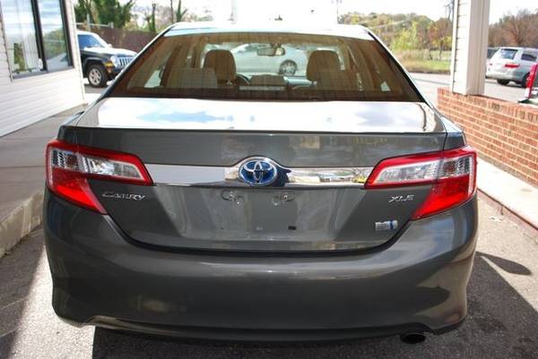 2014 Toyota Camry Electric Hybrid XLE Sedan 4D Sedan - cars & trucks... for sale in Glen Burnie, MD – photo 11